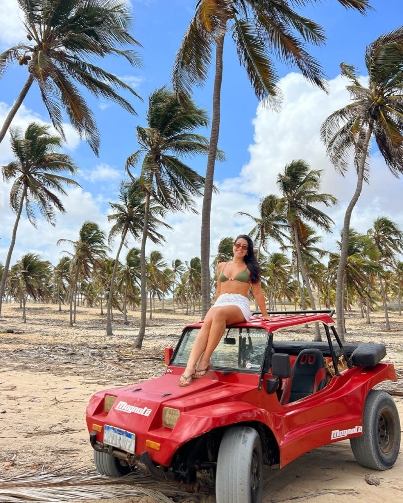 Pausa para fotos durante passeio de buggy por Icaraizinho de Amontada e região de Moitas e/ou Caetanos