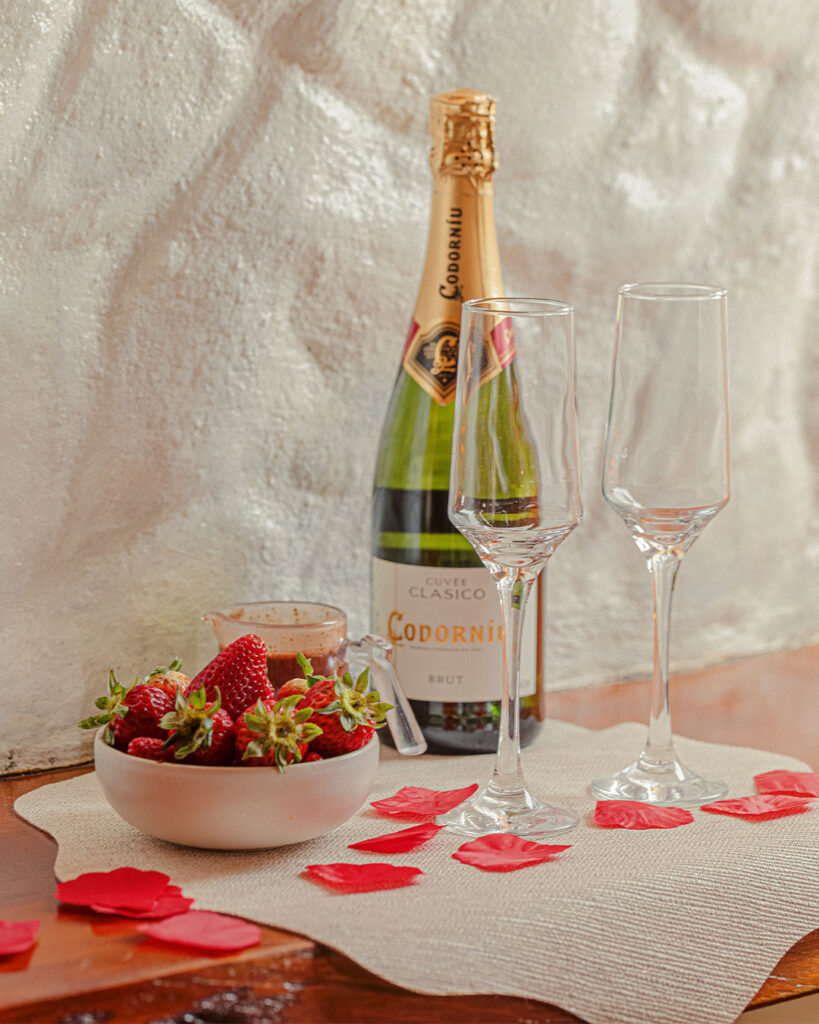 Detalhes da recepção romântica do Hotel Amana, em Icaraizinho de Amontada